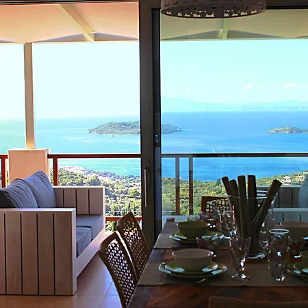 Zaki * Moni Evaggelistrias